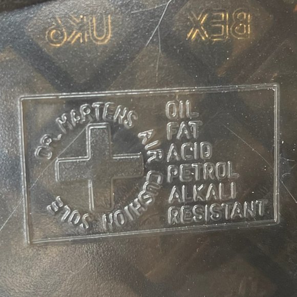 DR. MARTENS White 1460 Pascal Max Boots - Picture 7 of 14